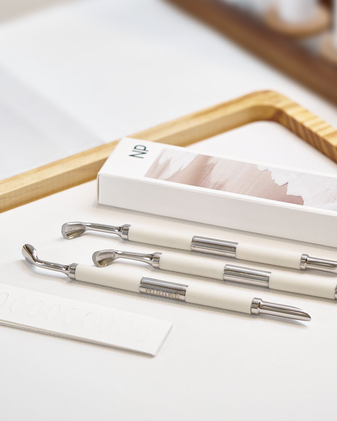 Hoof-shaped Cuticle Pusher NP04